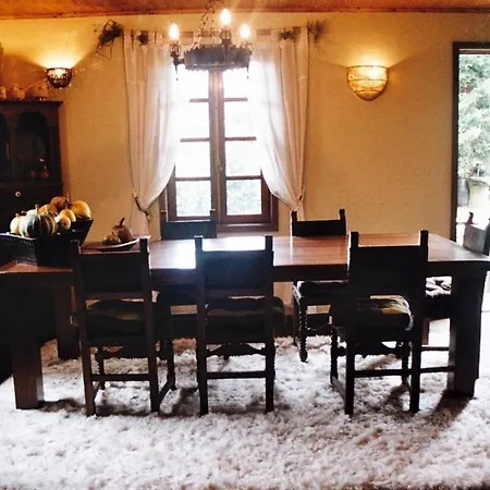 Séjour à la campagne Casa Camelias *