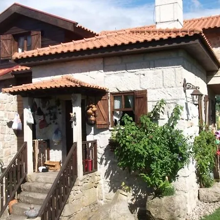 Casa Das Camelias *