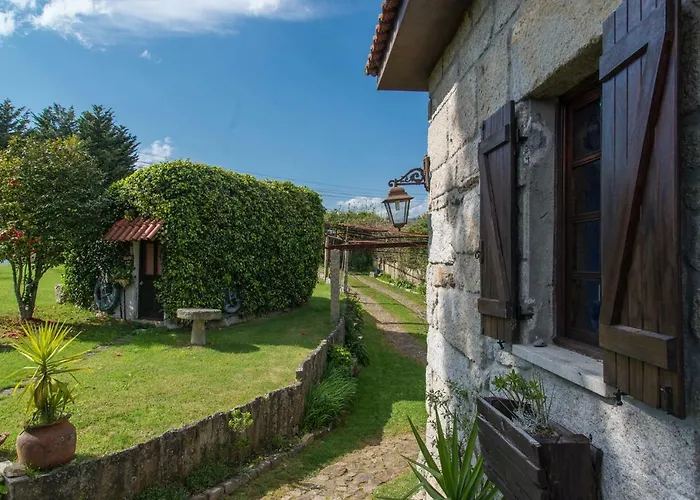 Casa Das Camelias Sá